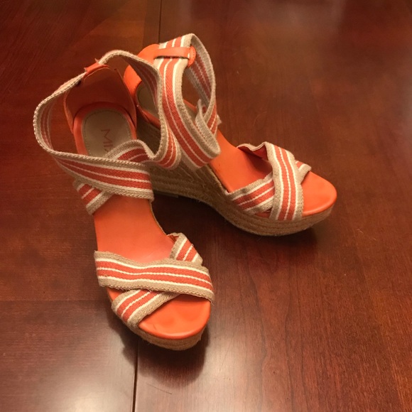 Girl Mia Wedge Heel Sandals - Picture 1 of 5